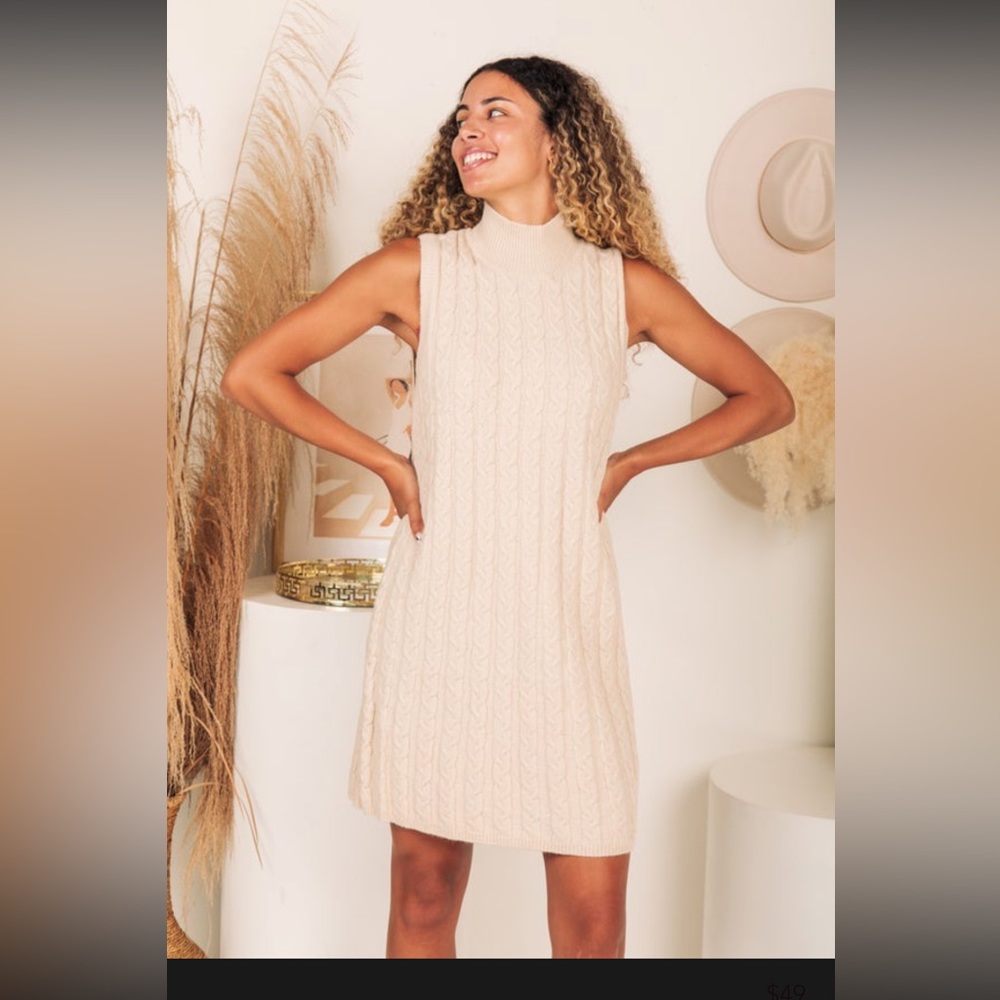 Cable knit Sweater dress NWT medium cream